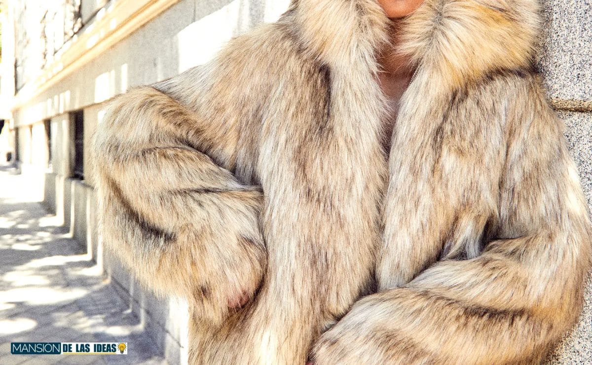 how to clean fur coat|cleaning natural leather coats
