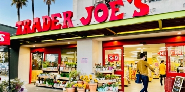 Discover this customer-approved drink from Trader Joe's.|Trade Joe's Non-Dairy Oat Beverage